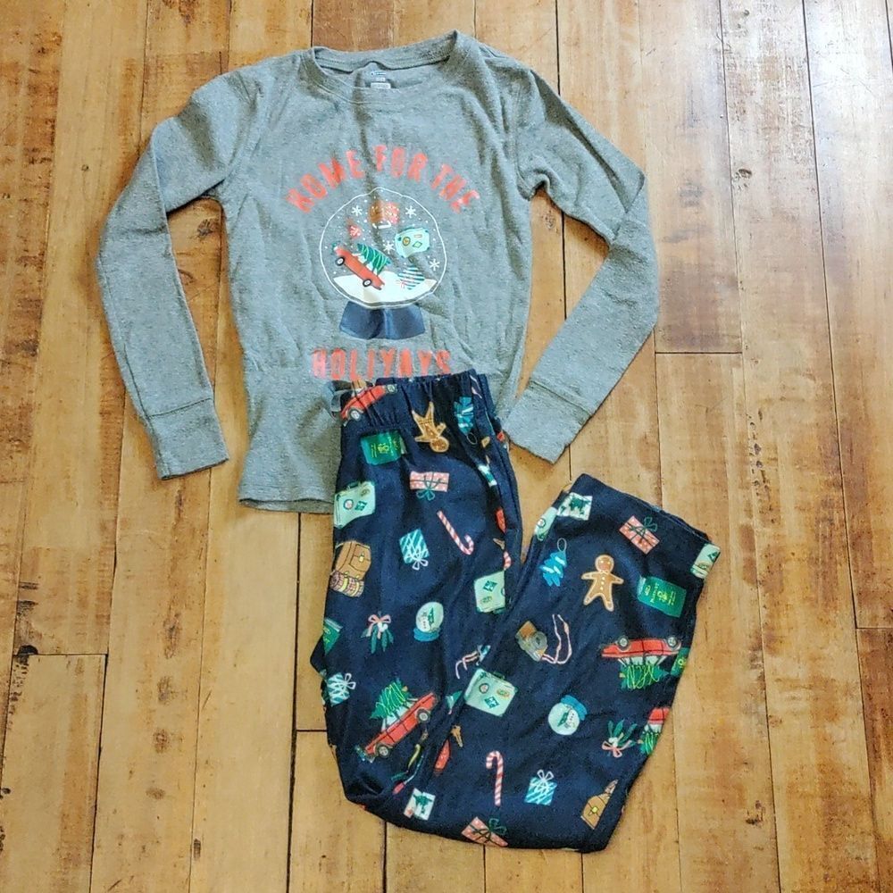 Old Navy pajama set size 8 Christmas holiday cotton long sleeve Fleece